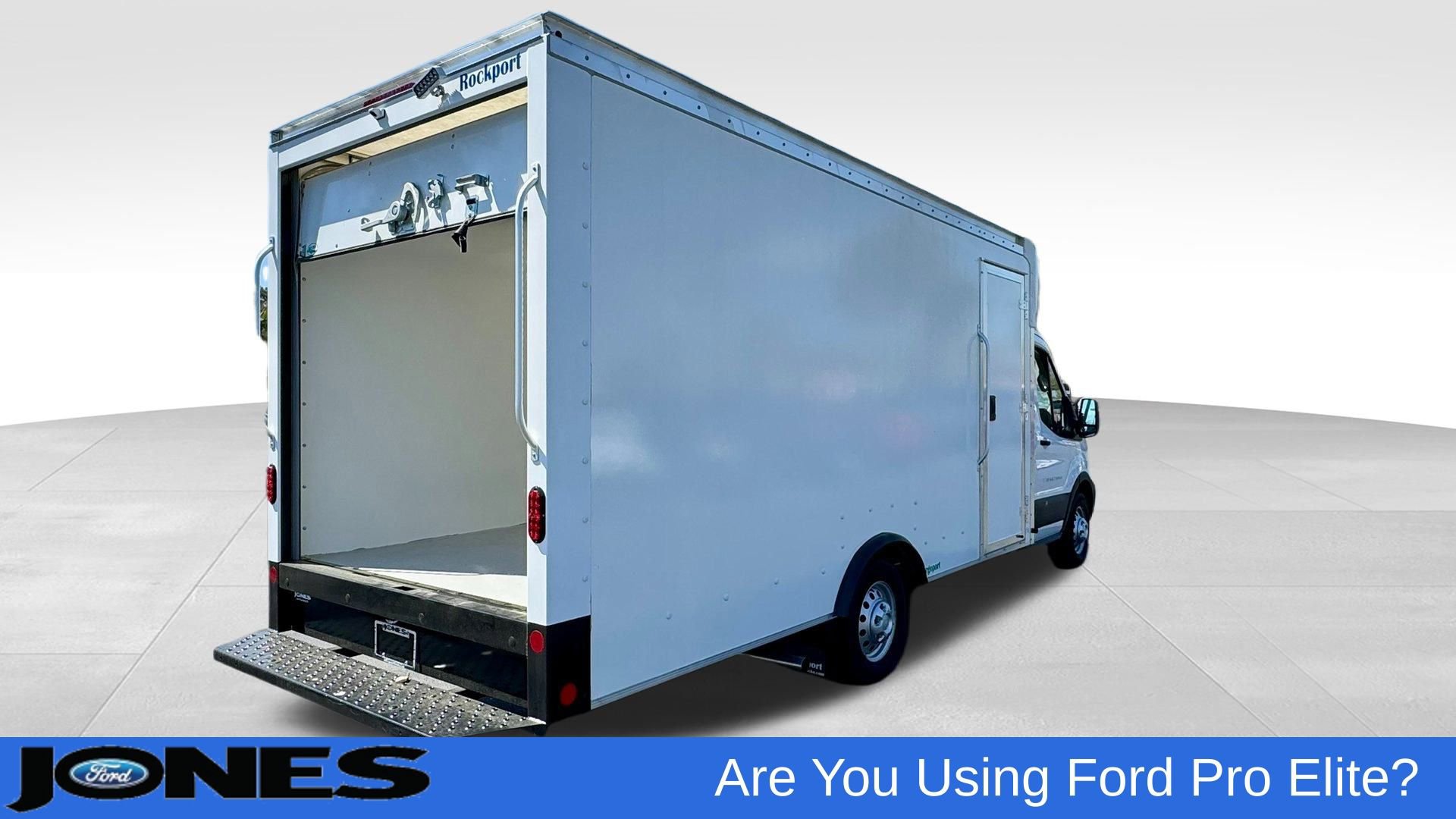 New 2024 Ford Transit 350 RWD image 9