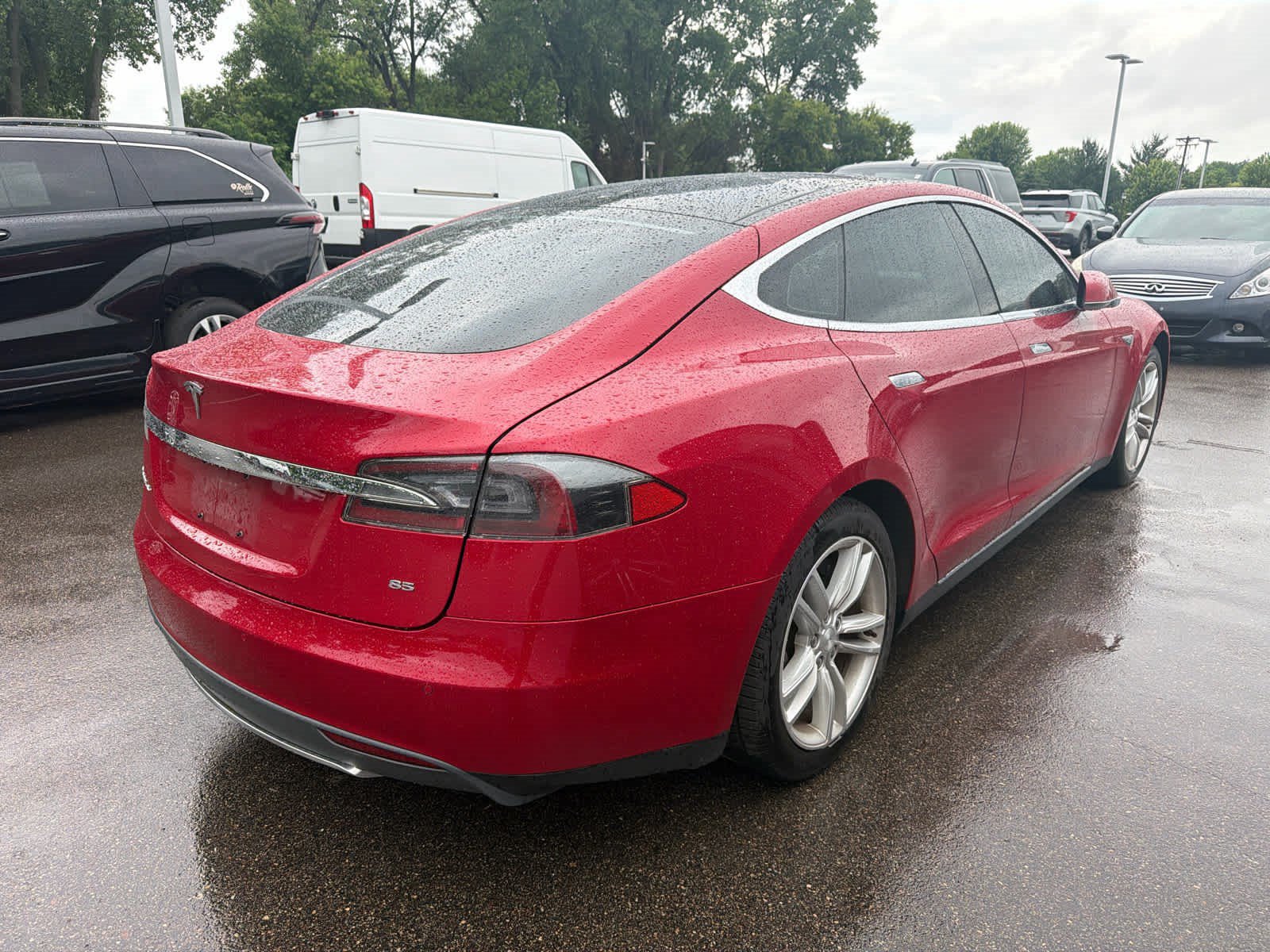 Used 2014 Tesla Model S 85 RWD image 3