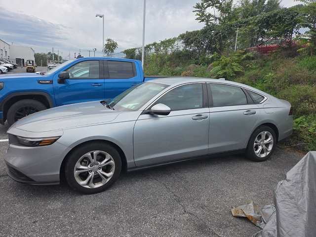 Used 2024 Honda Accord LX image 2