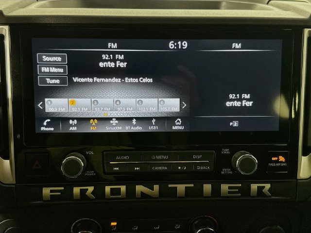 Used 2025 Nissan Frontier SV RWD image 15