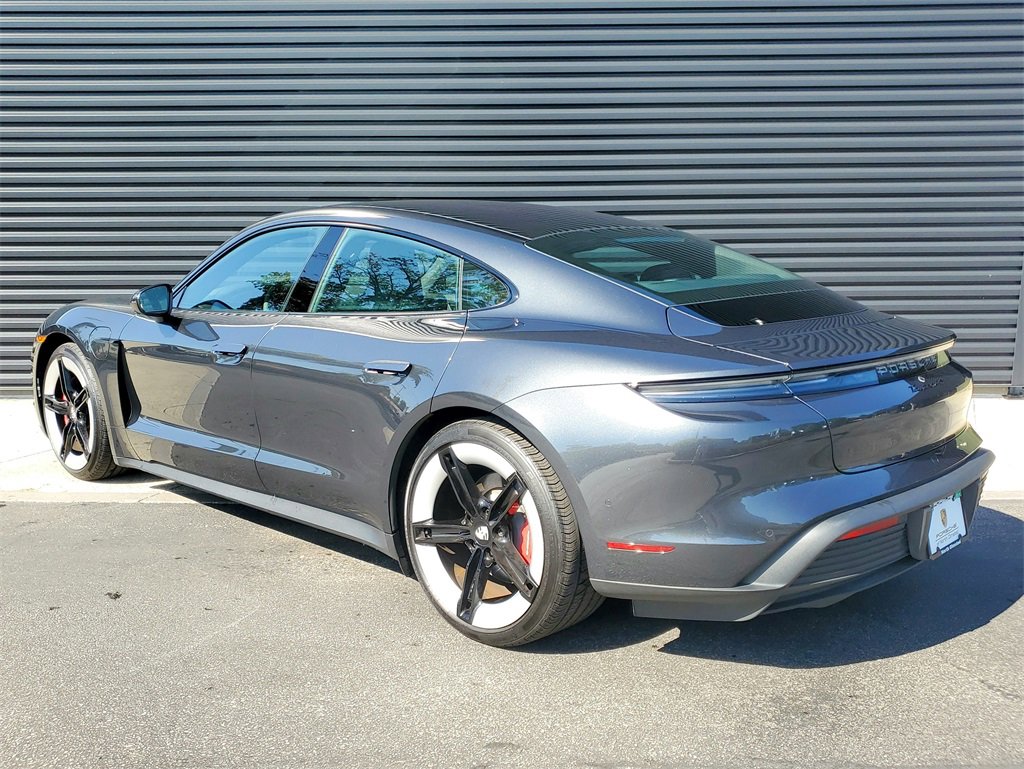 New 2025 Porsche Taycan 4S image 3