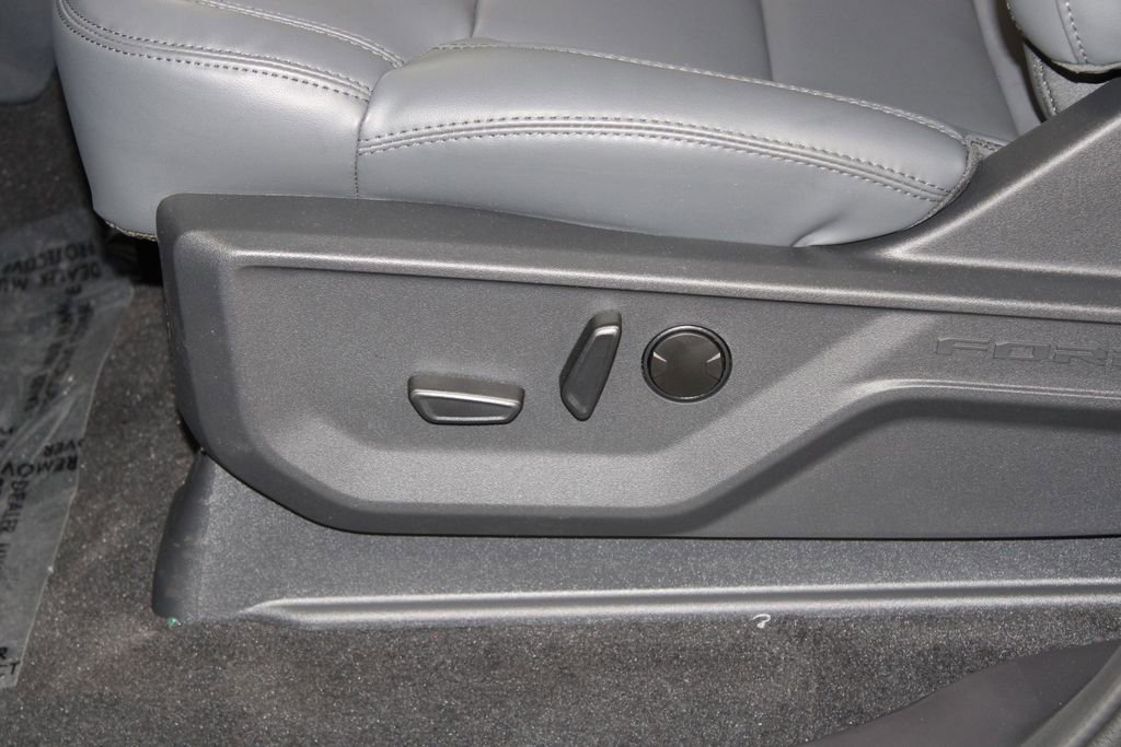 New 2026 Ford Expedition Max Active image 21