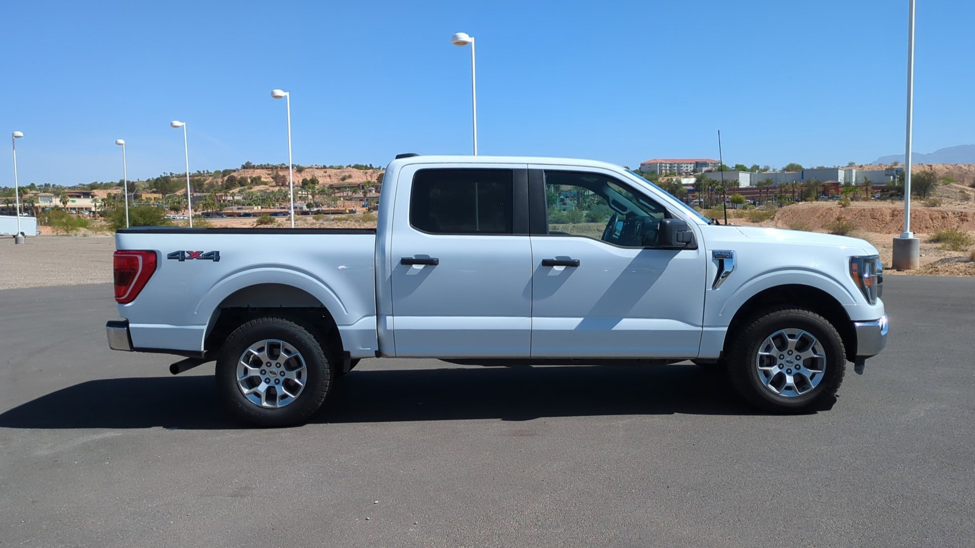 Used 2023 Ford F150 XLT image 2