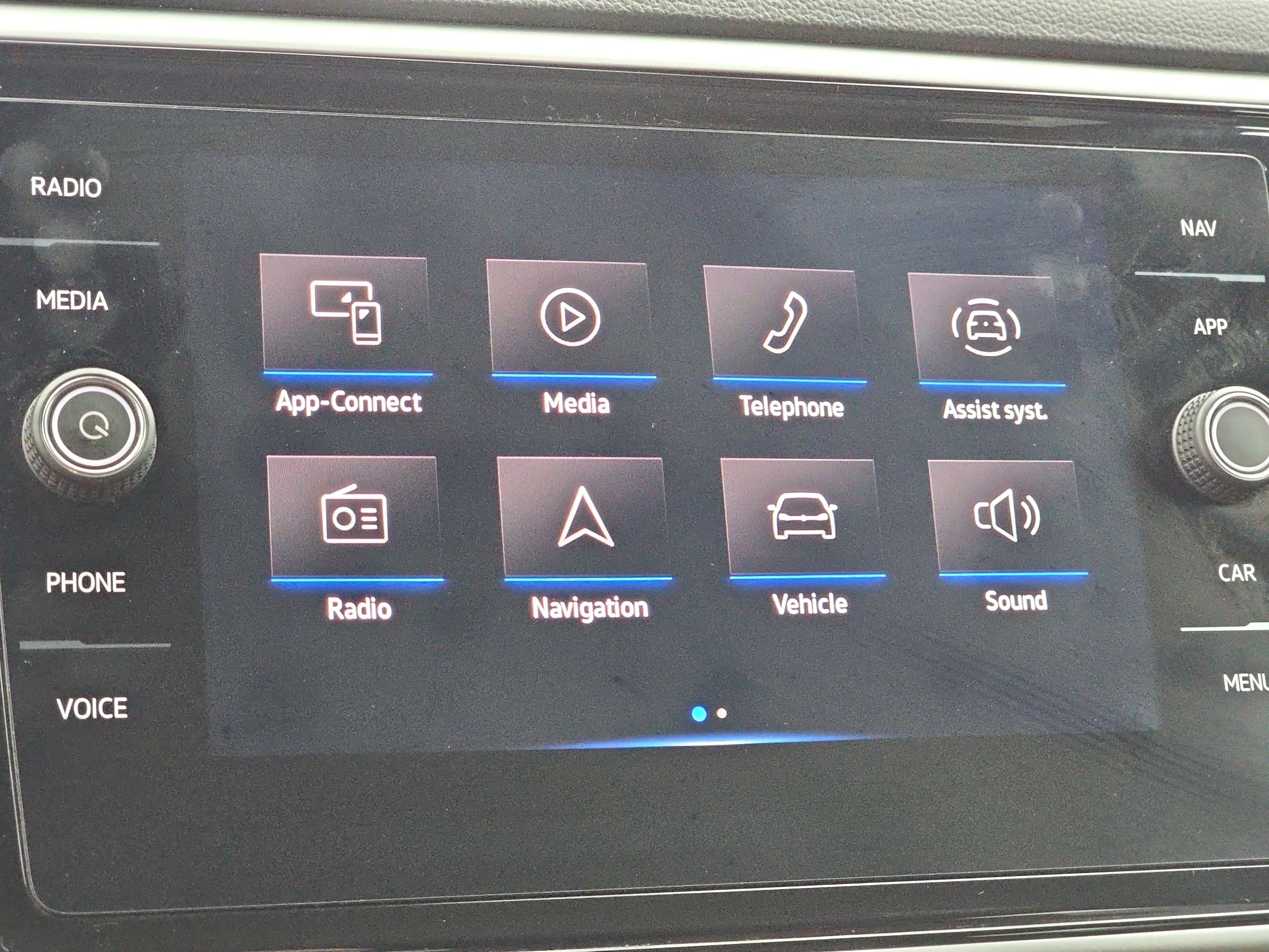 Used 2021 Volkswagen Atlas Cross Sport SEL Premium image 21