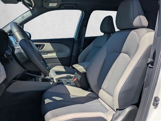 Used 2025 Subaru Forester Premium AWD/4WD image 16