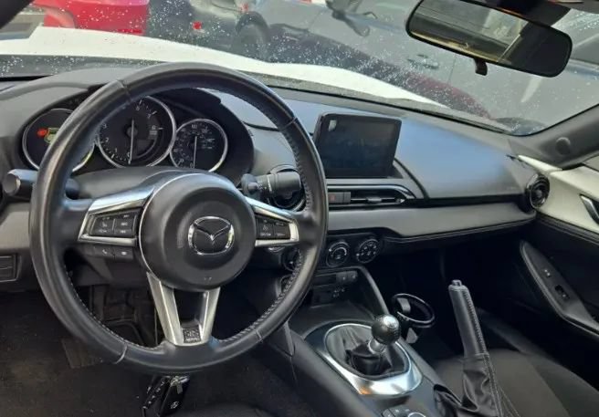 Used 2020 MAZDA MX-5 Miata RF Club RWD image 42