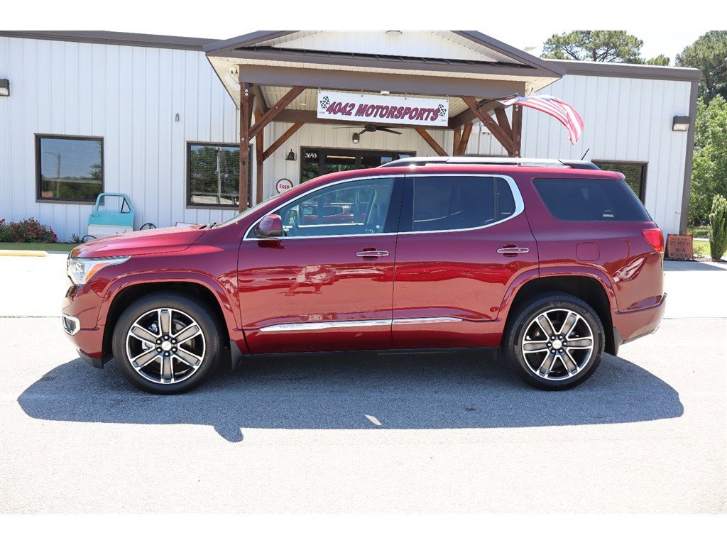 Used 2018 GMC Acadia Denali w/ LPO, Protection Package AWD/4WD image 2