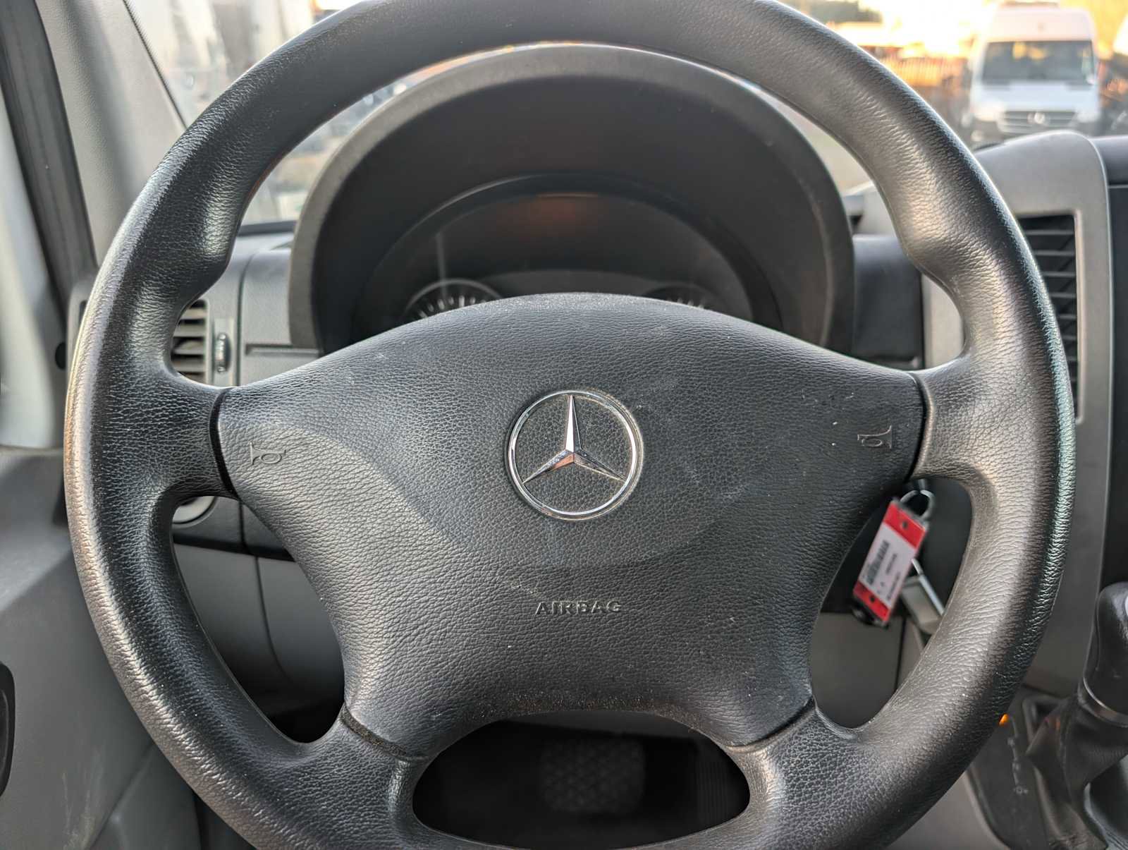 Used 2018 Mercedes-Benz Sprinter 2500 image 28