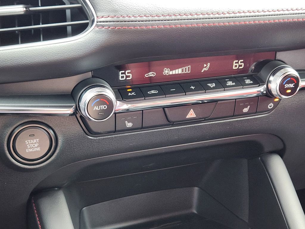 New 2026 MAZDA MAZDA3 Carbon image 9