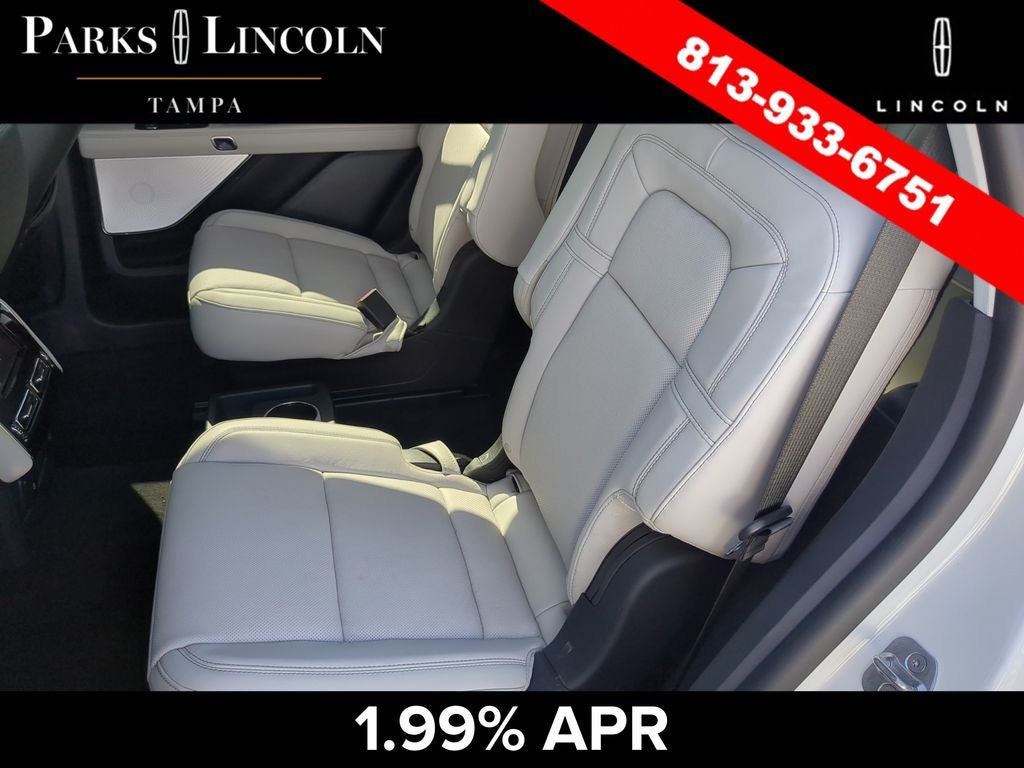 Used 2026 Lincoln Aviator Reserve w/ Luxury Package RWD image 15
