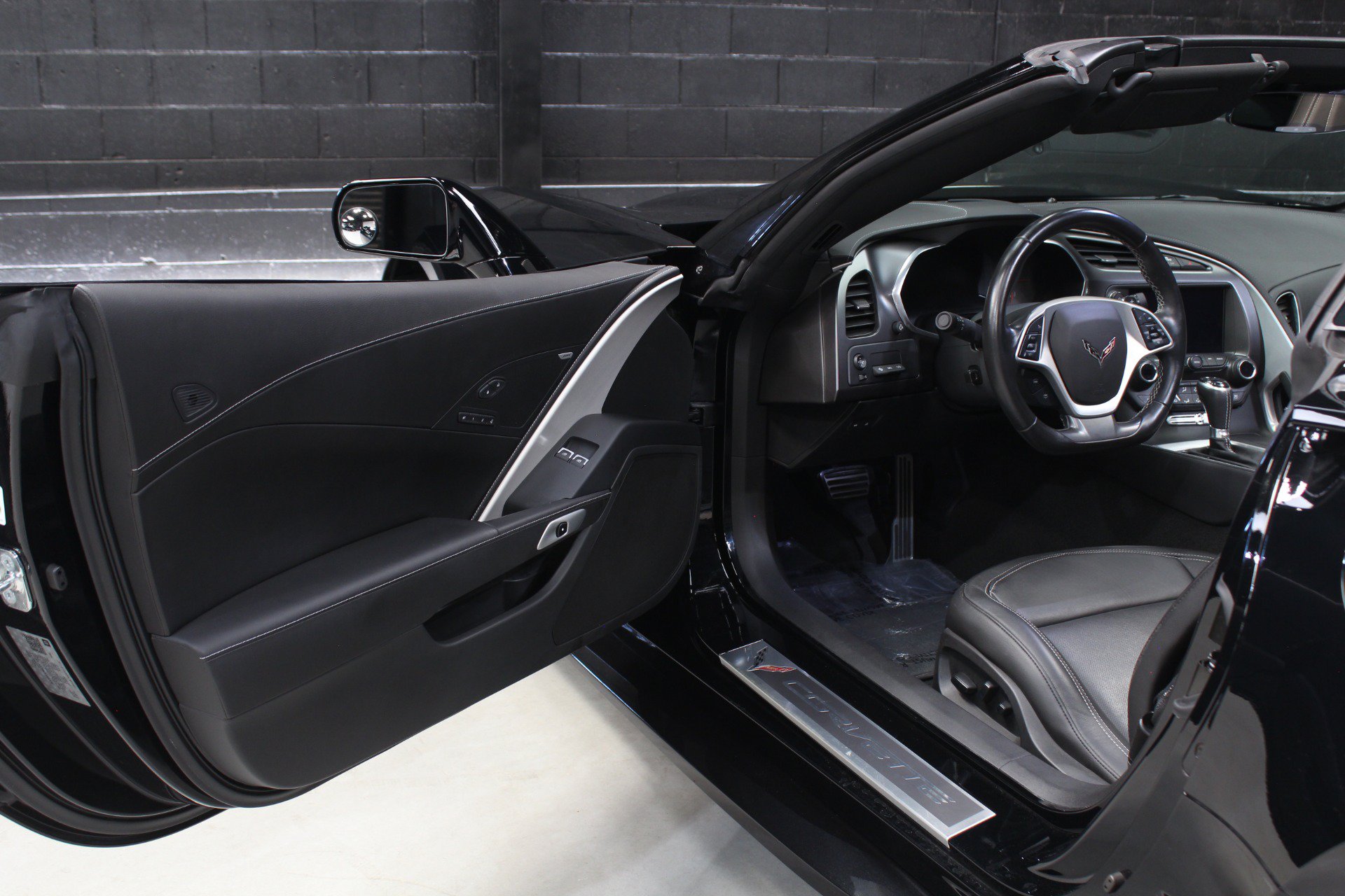 Used 2019 Chevrolet Corvette Grand Sport RWD image 38