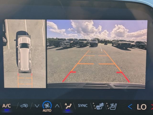 New 2026 Chevrolet Suburban Premier w/ Sun And Tow Package AWD/4WD image 26