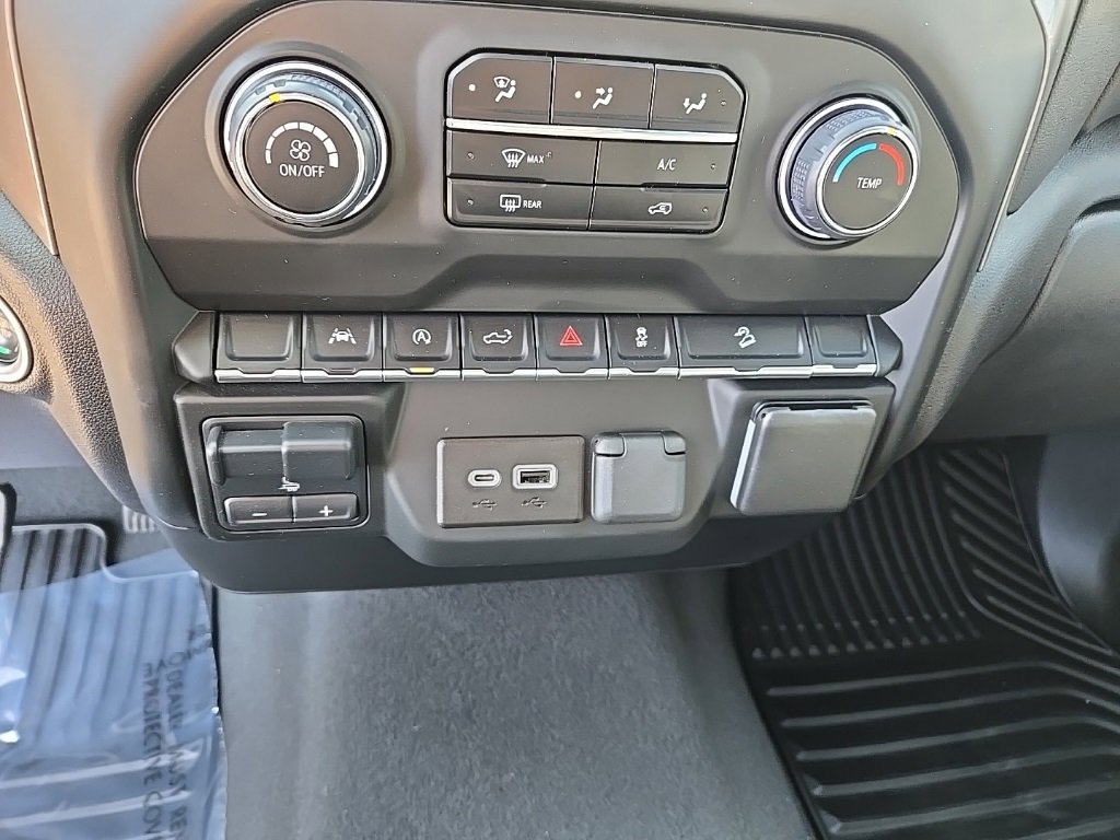 Used 2023 Chevrolet Silverado 1500 Custom Trail Boss image 32