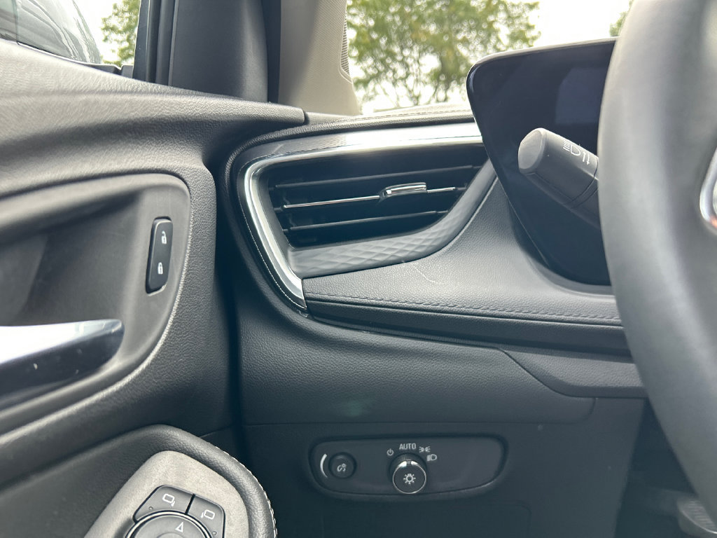 Certified 2024 Buick Encore GX Preferred FWD image 20