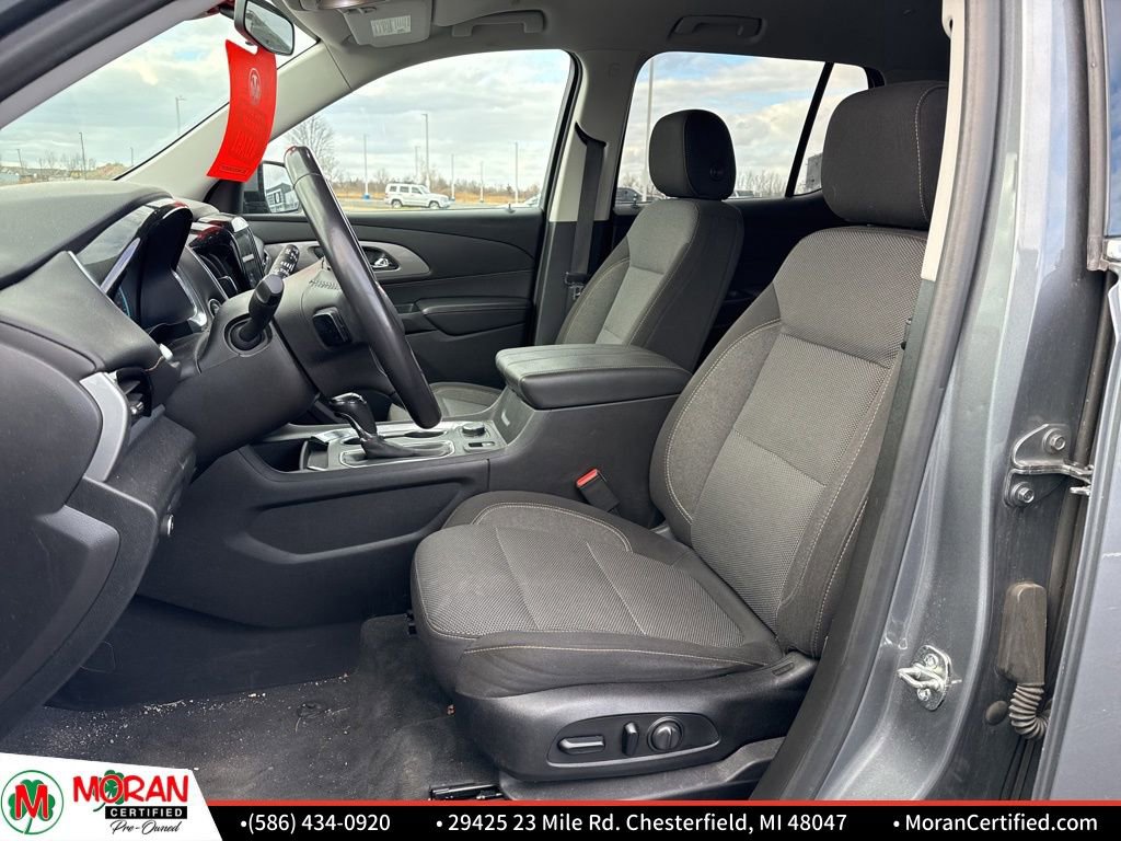 Used 2019 Chevrolet Traverse LT image 13