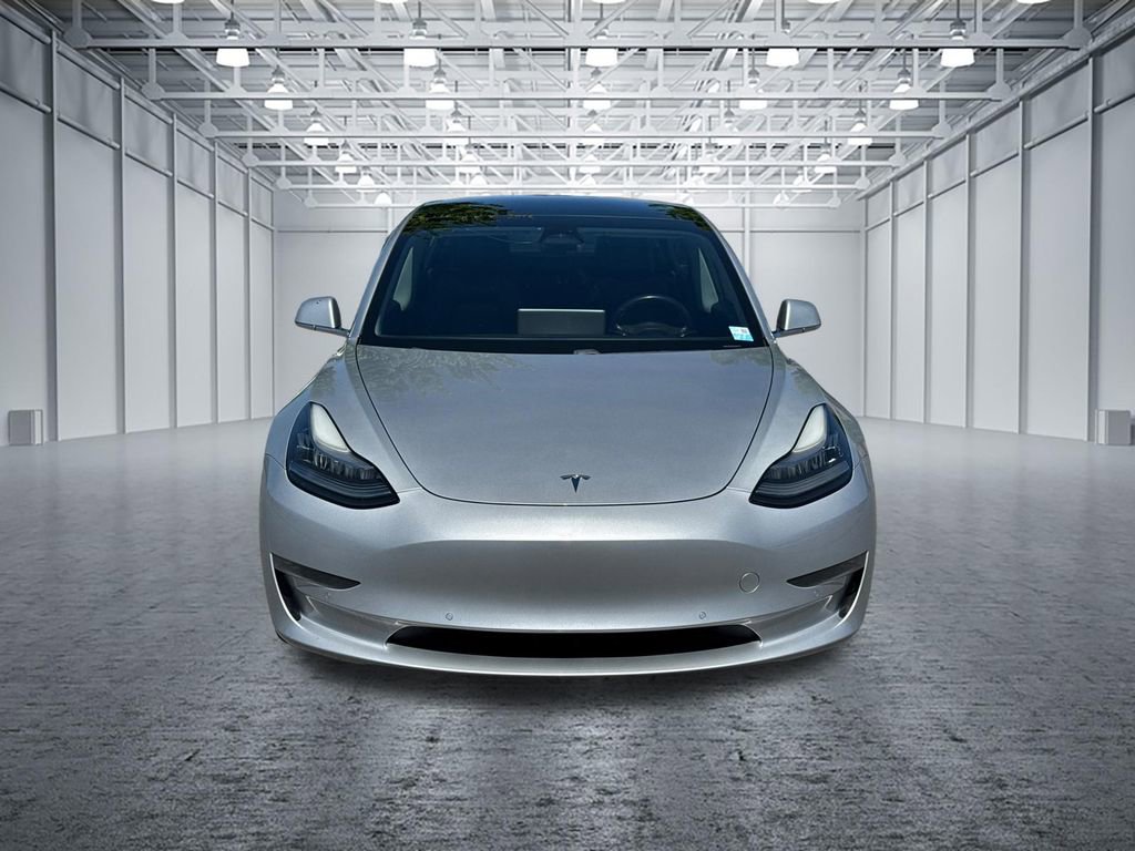 Used 2018 Tesla Model 3 image 2