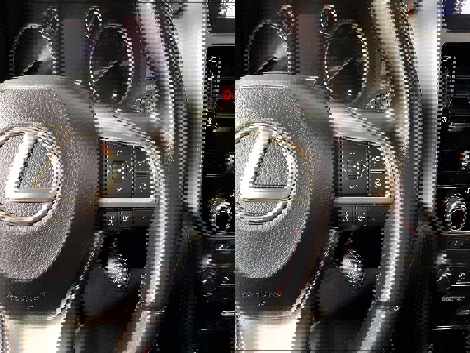 Used 2023 Lexus GX 460 Luxury w/ Sport Design Package image 24