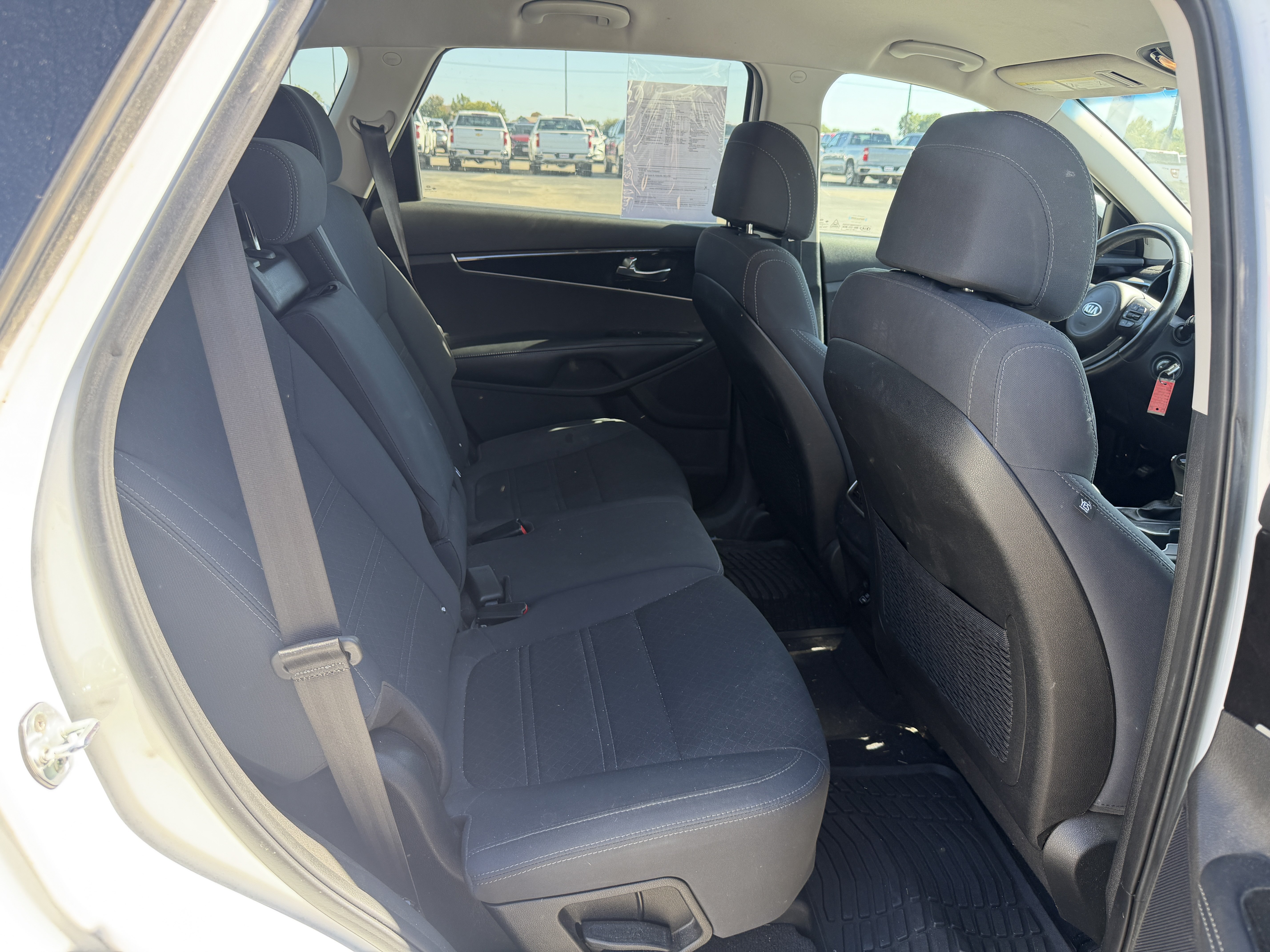 Used 2017 Kia Sorento AWD w/ LX Convenience Package image 13