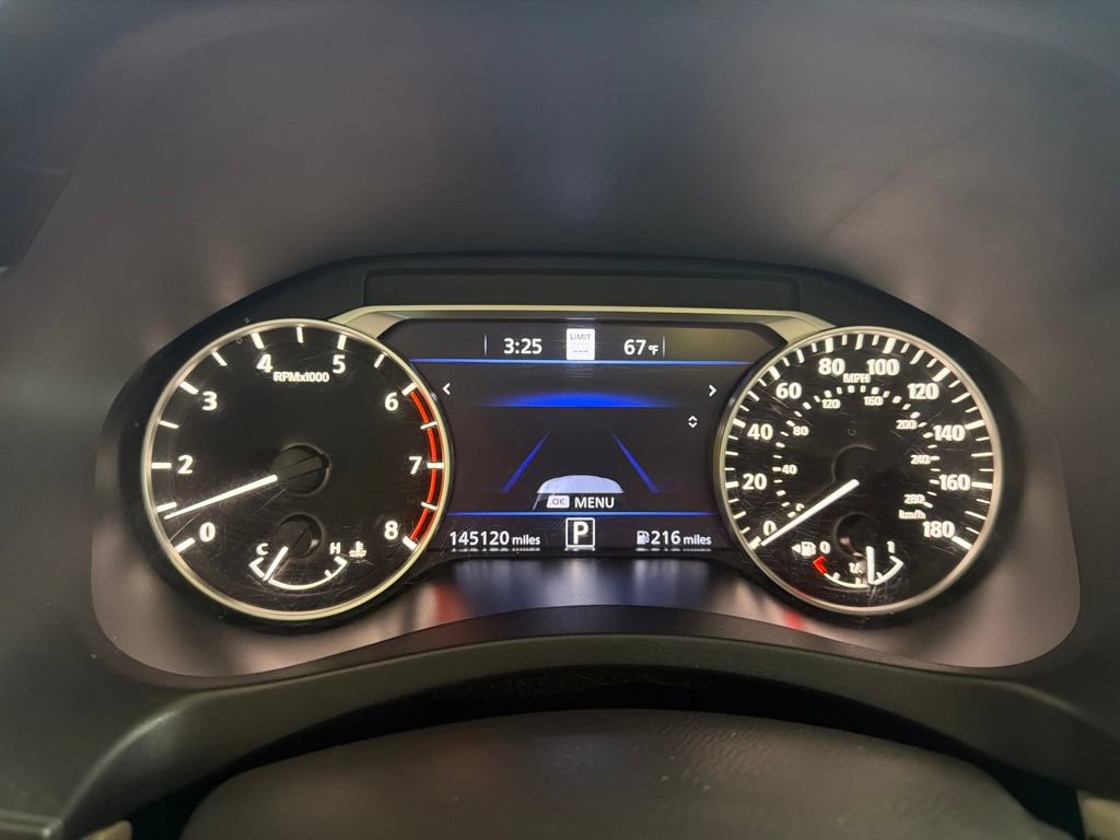 Used 2019 Nissan Altima 2.0 Platinum FWD image 27
