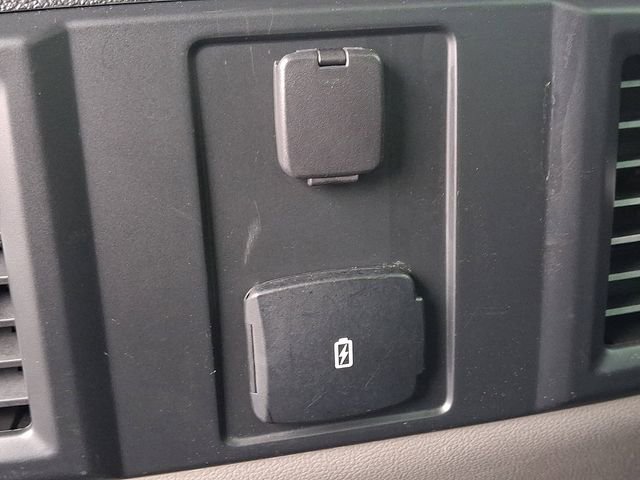 Used 2018 Ford F150 XL w/ Equipment Group 101A Mid image 11