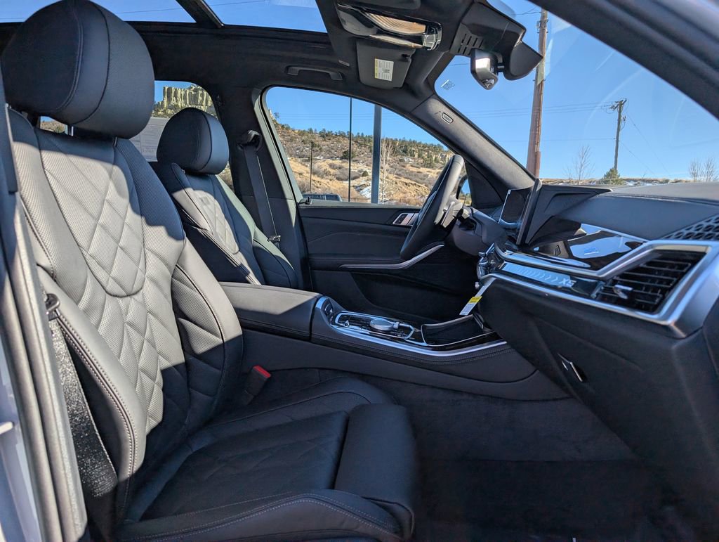 New 2026 BMW X5 xDrive50e w/ M Sport Package image 22
