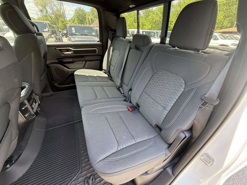 New 2026 RAM 1500 Big Horn AWD/4WD image 13