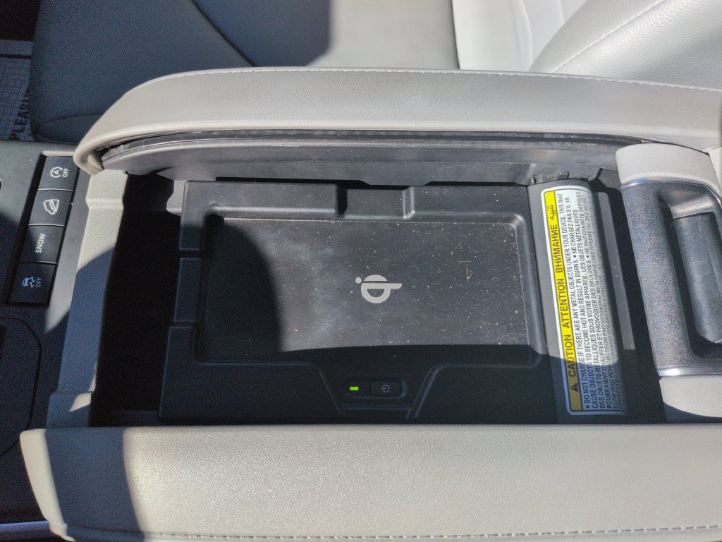 Certified 2022 Toyota Highlander XLE AWD/4WD image 26