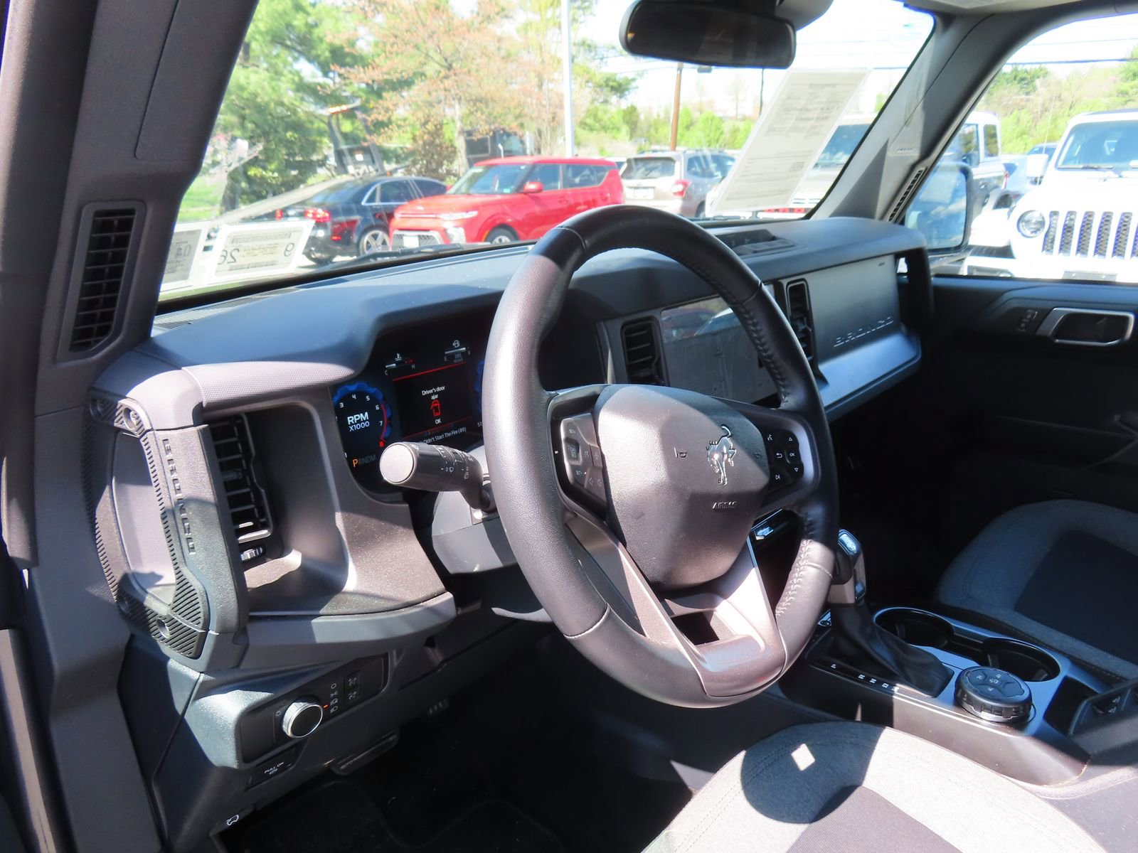 Used 2025 Ford Bronco Big Bend image 14