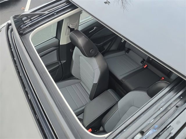 New 2026 Volkswagen Jetta SE FWD video 3