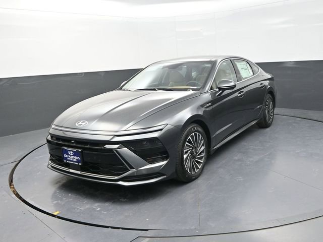 New 2026 Hyundai Sonata Limited FWD image 4
