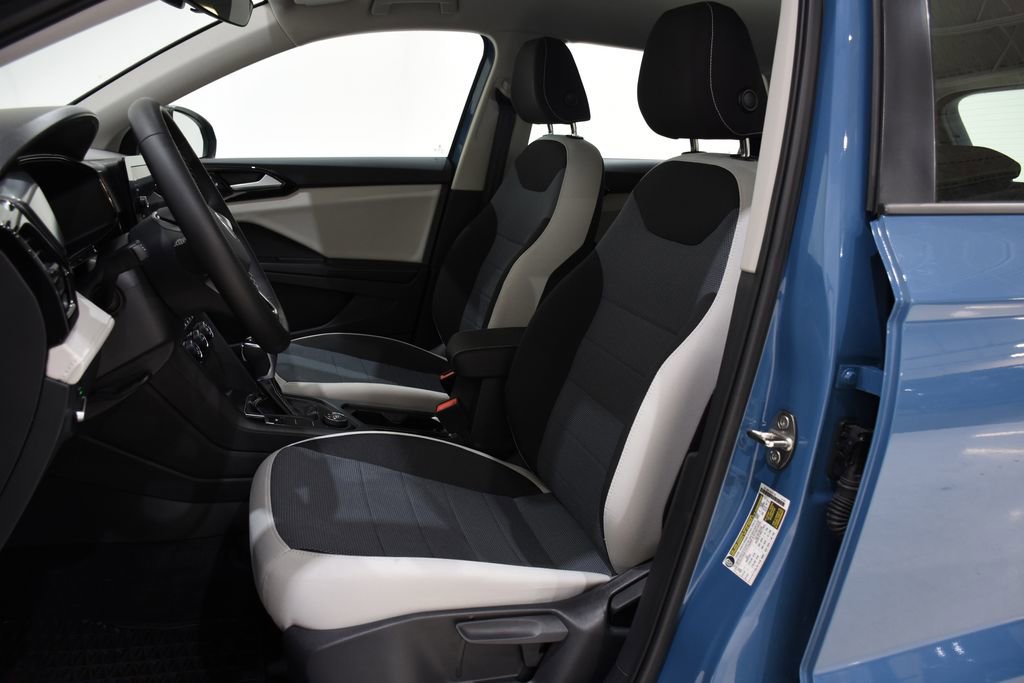 Used 2025 Volkswagen Taos S image 23