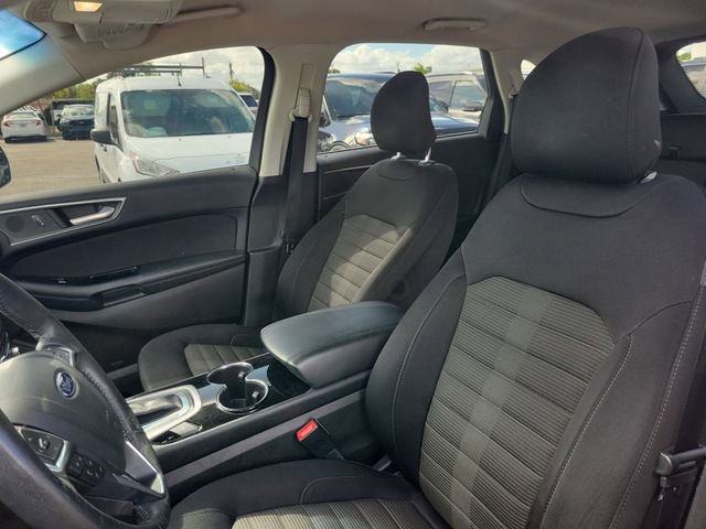 Used 2018 Ford Edge SEL image 18