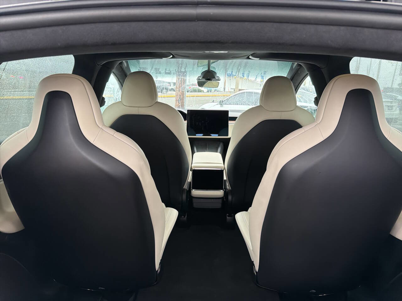 Used 2022 Tesla Model X image 7