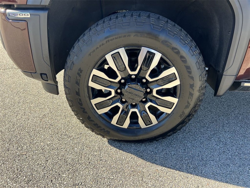 Used 2024 GMC Sierra 3500 Denali Ultimate image 31