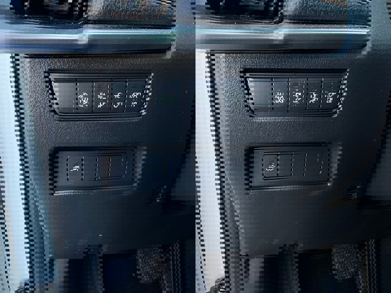 Used 2025 MAZDA CX-70 3.3 Turbo w/ Preferred Package image 23