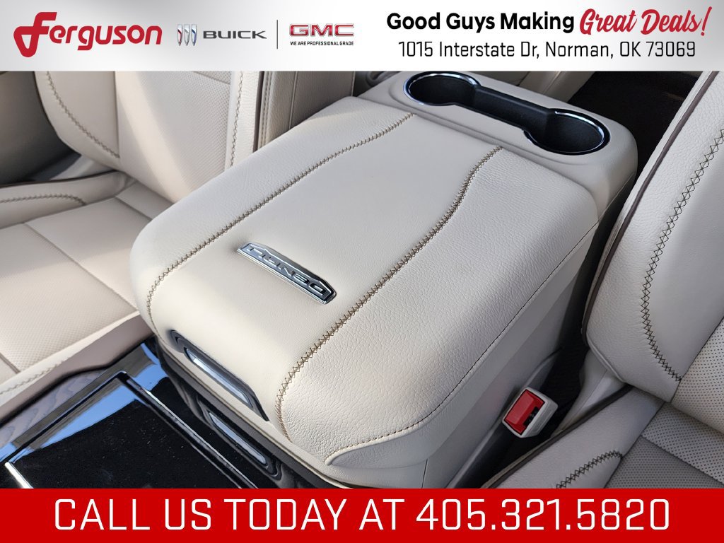 New 2026 GMC Yukon Denali w/ Denali Reserve Package AWD/4WD image 37