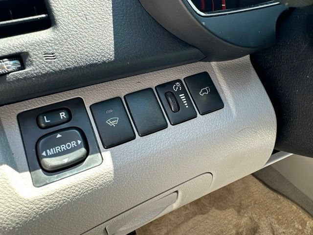 Used 2010 Toyota Highlander Limited AWD/4WD image 14