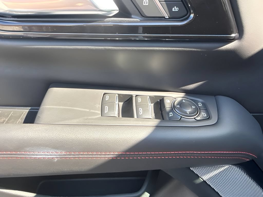 New 2026 GMC Yukon AT4 Ultimate AWD/4WD image 30