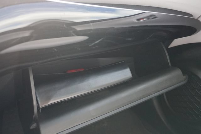 Used 2022 Toyota Prius XLE w/ Advanced Technology Package FWD image 21