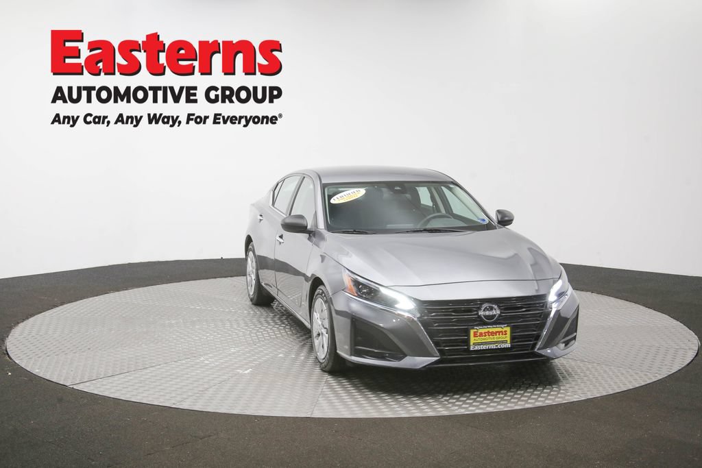Used 2024 Nissan Altima 2.5 S FWD image 46