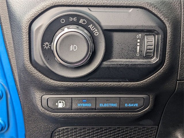 Used 2023 Jeep Wrangler Unlimited Sahara w/ Cold Weather Group image 25