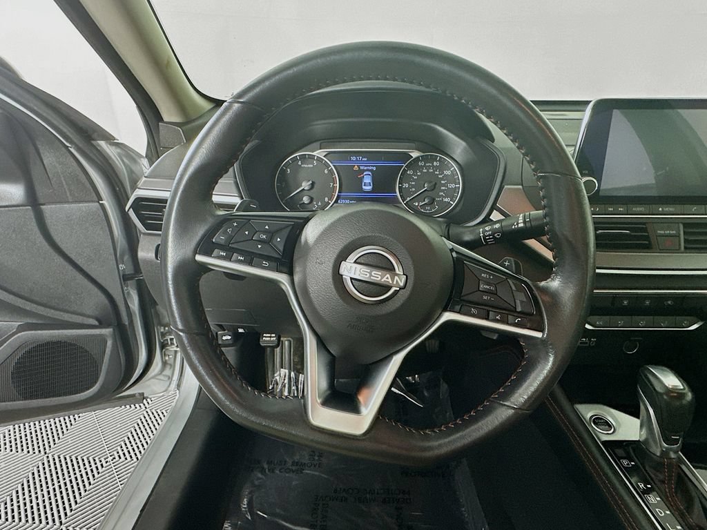 Used 2024 Nissan Altima 2.5 SR FWD image 16