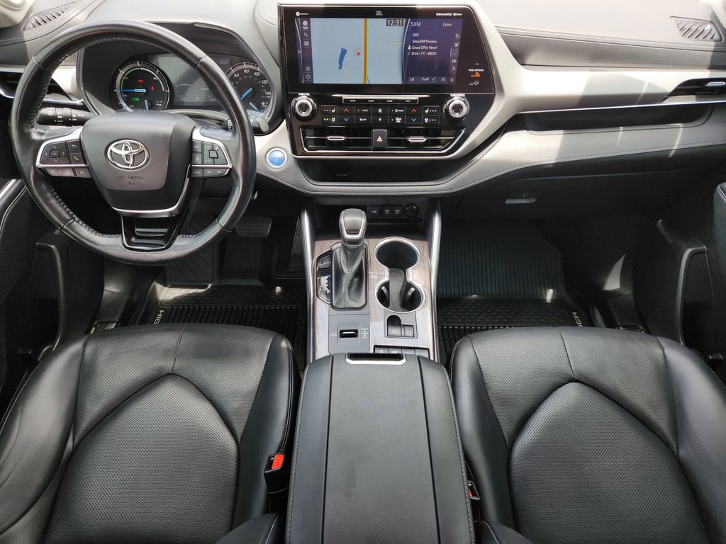 Used 2020 Toyota Highlander Platinum AWD/4WD image 28