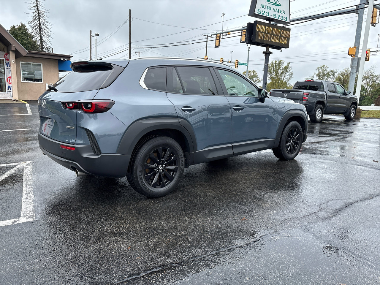 Used 2023 MAZDA CX-50 2.5 S w/ Preferred Plus Pkg image 5