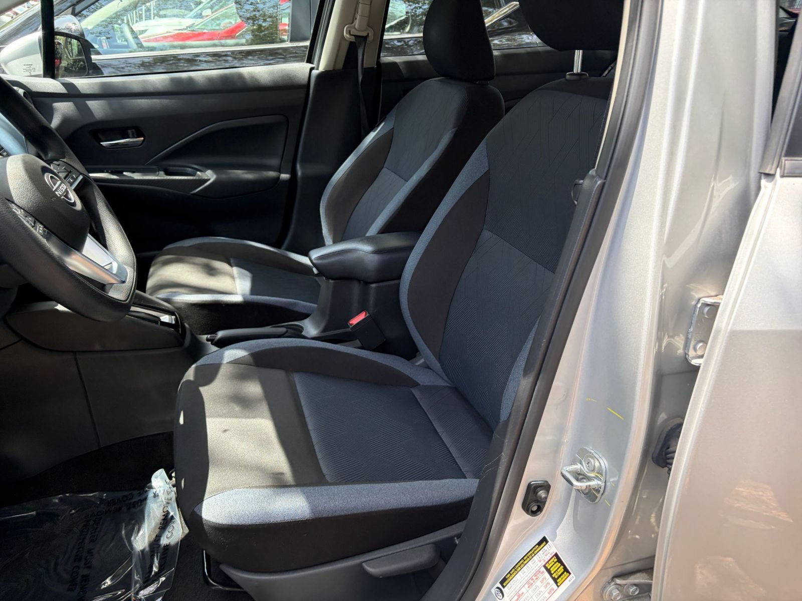 Used 2025 Nissan Versa SV FWD image 25