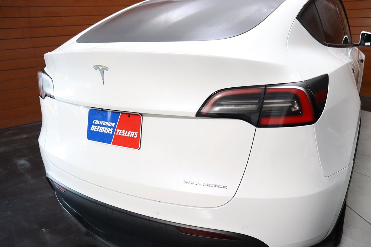 Used 2023 Tesla Model Y Long Range image 12