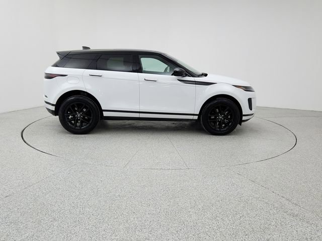 Used 2025 Land Rover Range Rover Evoque S image 4