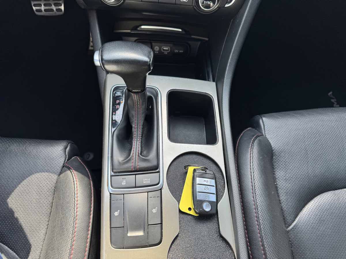 Used 2017 Kia Optima SX FWD image 44