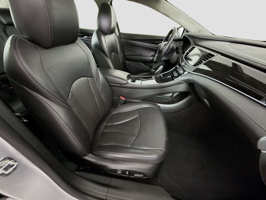 Used 2019 Buick LaCrosse Essence w/ Sun and Shade Package image 28