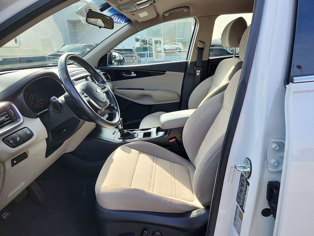 Used 2020 Kia Sorento S image 8